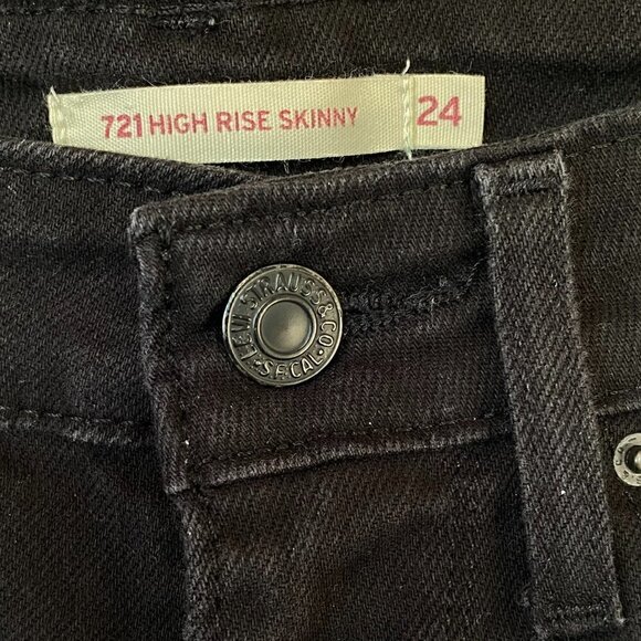 Levi's 721 Distressed Black High Rise Jeans - Picture 4 of 5
